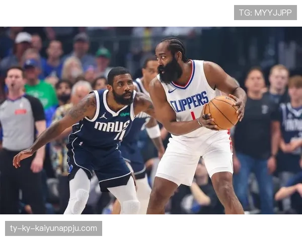 欧文挡拆拉开空间提升效率显著，关键时刻得分超哈登